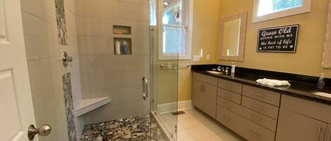 Shower, towels