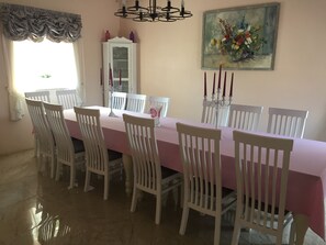 Banquet hall - Holiday house Almadojus (Dreverna)