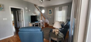 Smart TV, fireplace, offices