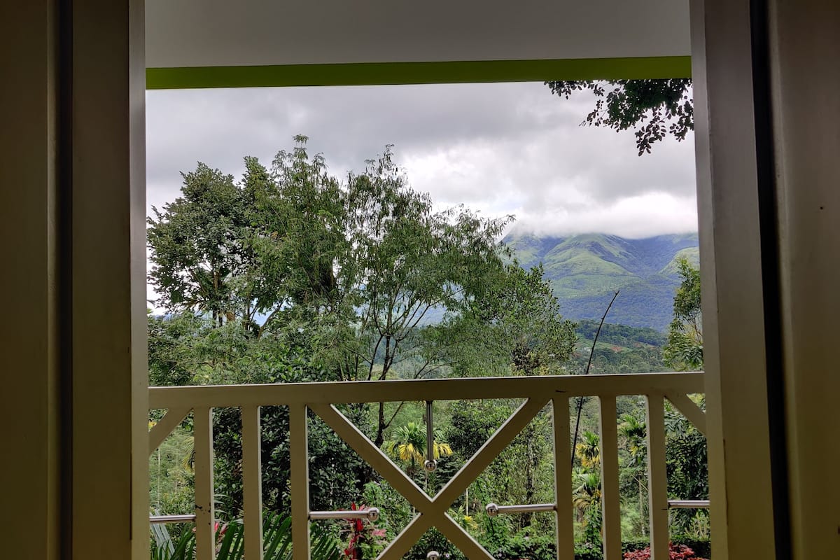 Deluxe Room | Balcony