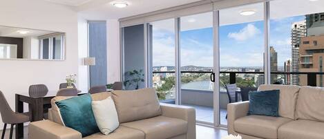 テレビ、Netflix、書庫、ストリーミングサービス