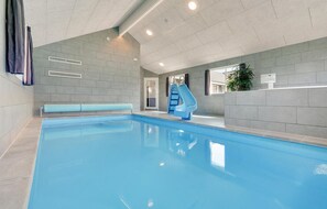 Piscina interna