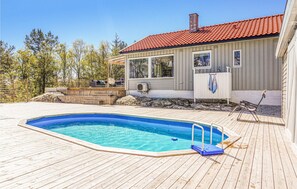 A heated pool - Gorgeous home in Førresfjorden (Førresfjorden)