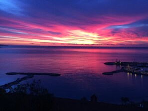 Beach/ocean view - l'ensoleillée (Menton)