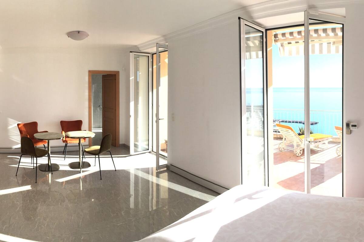 Panoramic Apartment | Living room