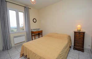 3 chambres, lit parapluie, Wi-Fi gratuit, draps fournis