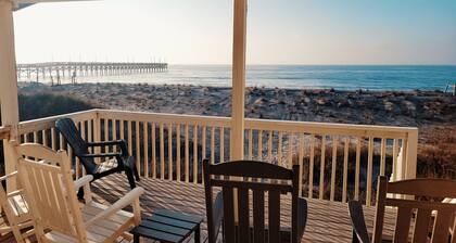 2 Tortugas East -- Renovated Oceanfront Duplex by Pier w/King Bed