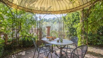 Ristorazione all'aperto