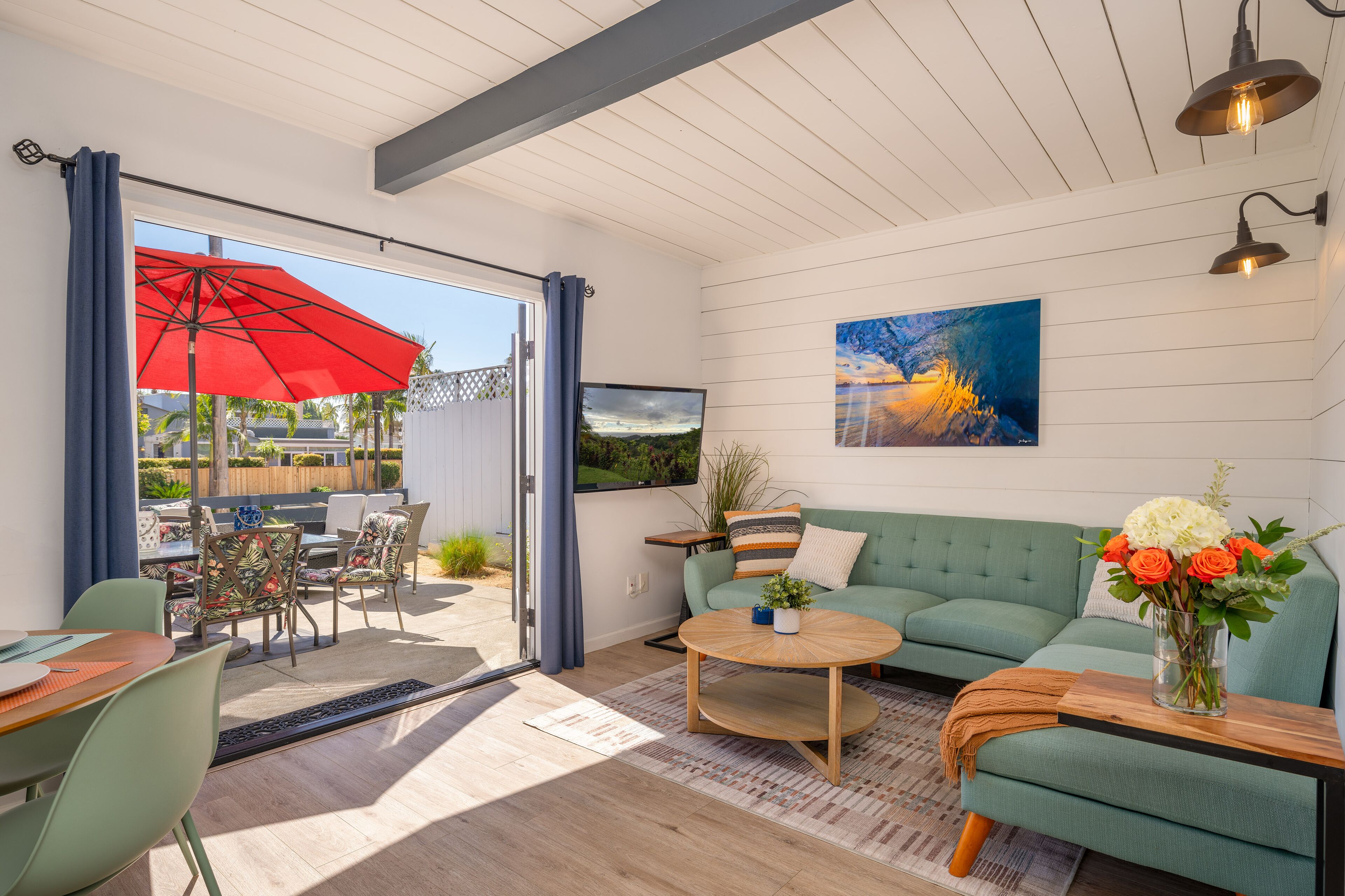 Una Smart TV, libros