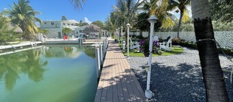 Waterfront beautifully renovated 6 Bedrooms 4 Bath , Gated Private Home