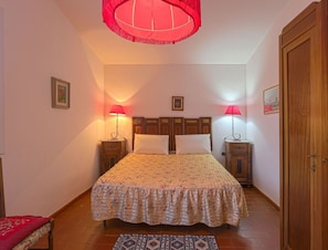 4 Schlafzimmer, Reisekinderbett, kostenloses WLAN