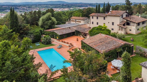 Pool - Cosy apartment in villa for 2 guests with pool, WIFI, TV and terrace (Colle Di Val D'elsa)