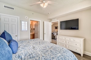 2 bedrooms, iron/ironing board, free WiFi, bed sheets - *July 24 - Aug Open dates!* 2 King Beds! Huge Balcony! (Panama City Beach)