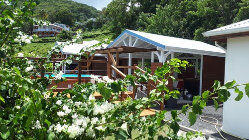 Quiet bungalows near Deshaies - Elo