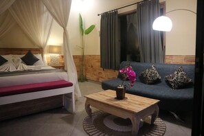 2 bedrooms, desk, iron/ironing board, free WiFi - Luxury 2 BR Private Pool Vila Nice Paddies Field View (Ubud)