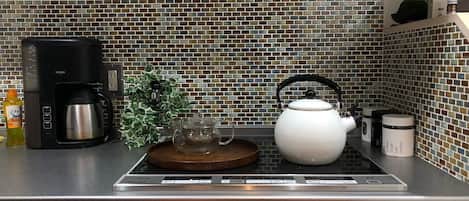 Private Vacation Home | Private kitchenette