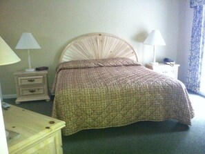 3 chambres, fer et planche à repasser, Wi-Fi, literie fournie