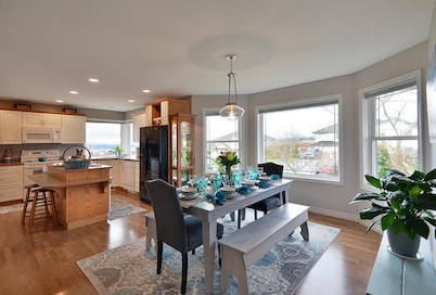 Pure comfort and perfect location, just like you never left home!