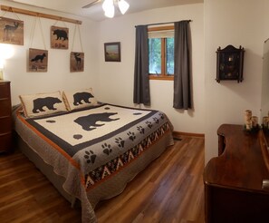 5 chambres, fer et planche à repasser, Wi-Fi, draps fournis