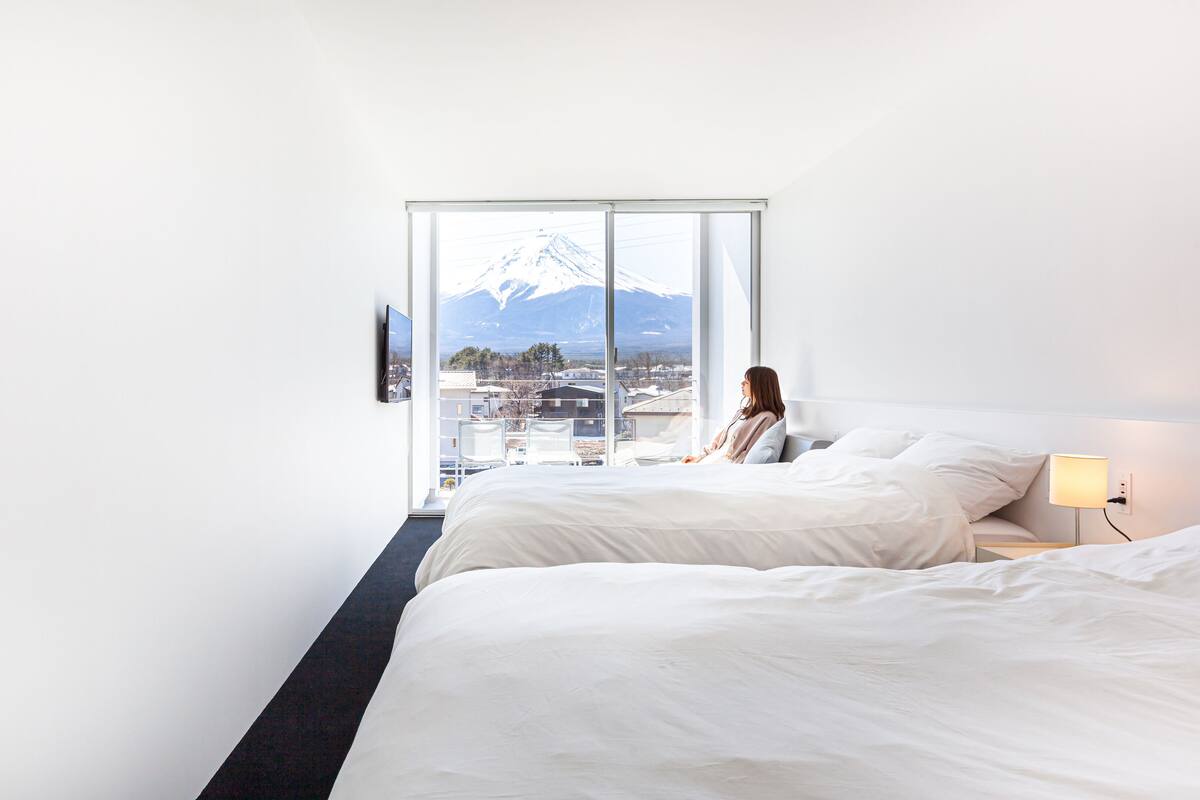 Standard Twin Room, Mount Fuji View | Down duvets, soundproofing, free WiFi