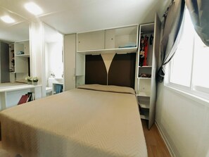 2 quartos, Wi-Fi de cortesia, roupa de cama