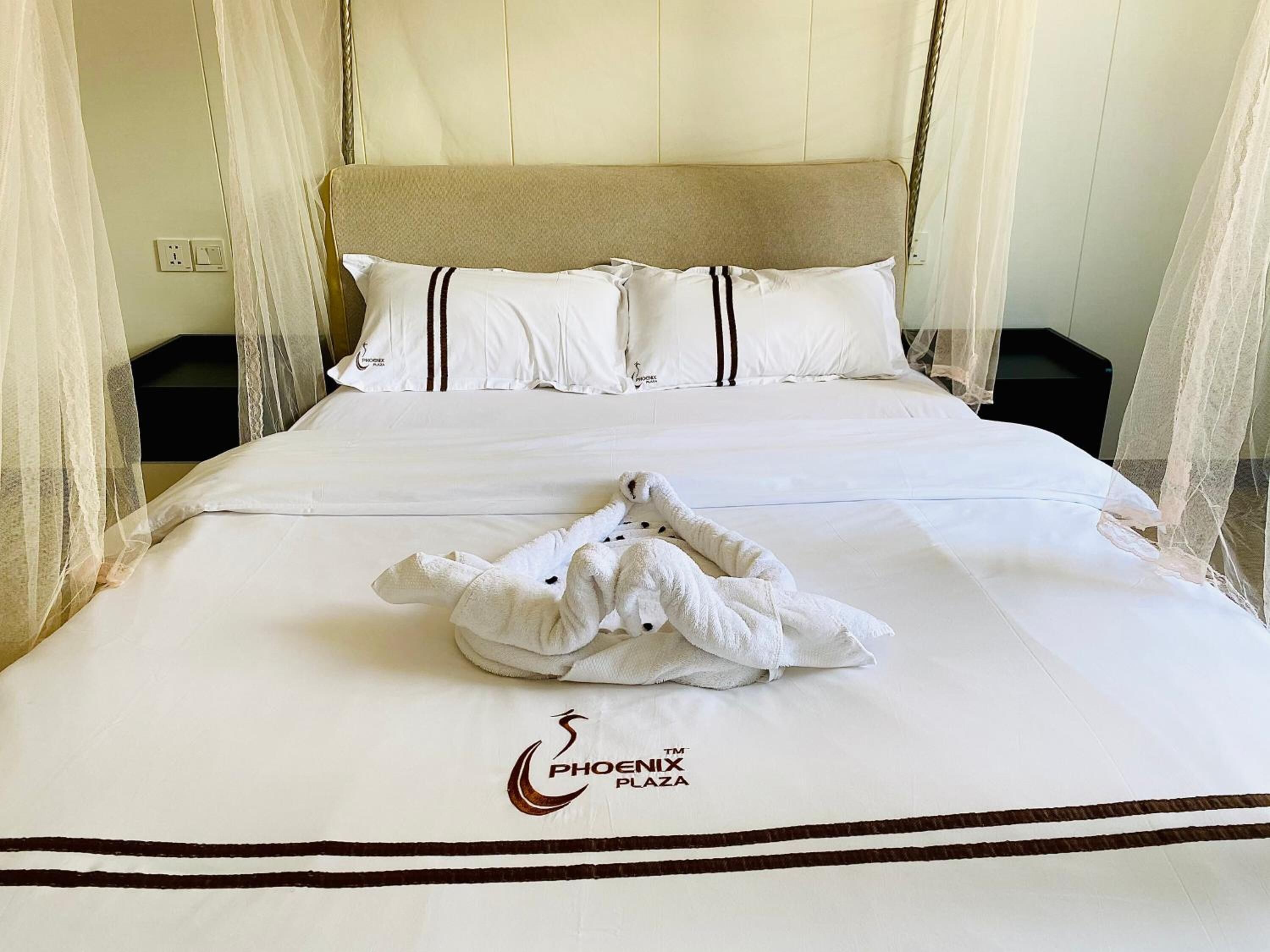 Egyptian cotton sheets, premium bedding, pillowtop beds