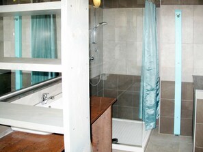 Towels - Beautiful apartment in villa for 11 guests with pool, terrace and pets allowed (Guardistallo)