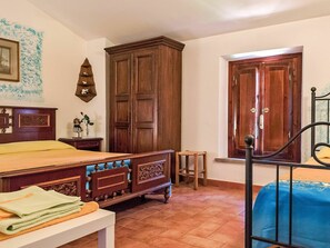 2 Schlafzimmer, Reisekinderbett, kostenloses WLAN