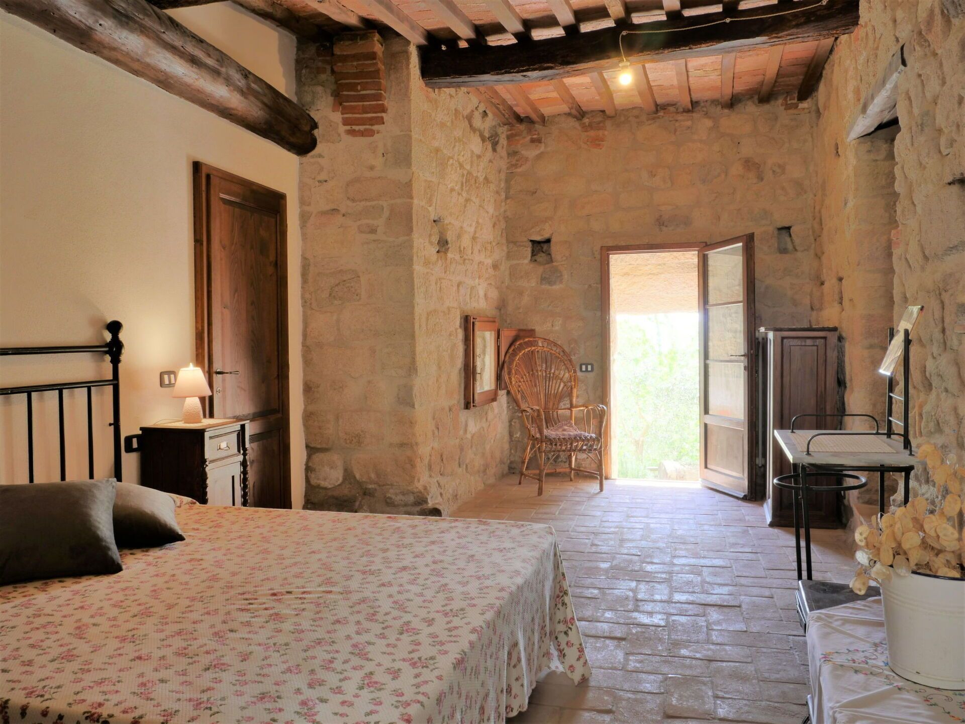 4 Schlafzimmer, Reisekinderbett, kostenloses WLAN, Bettwäsche