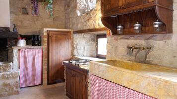 Mikrowelle, Geschirrspüler