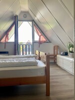 2 bedrooms, bed sheets