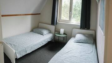 Bungalow, 3 phòng ngủ, ban công, quang cảnh vườn | 3 phòng ngủ, bộ trải giường