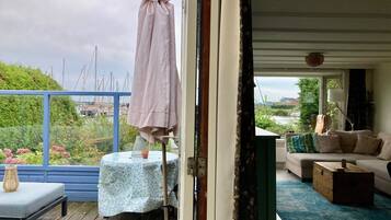 Bungalow, 2 slaapkamers, patio, uitzicht op tuin | Balkon