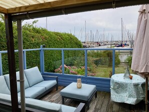 Bungalow, 2 Bedrooms, Patio, Garden View | Balcony