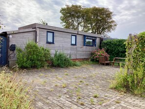 Bungalow, 2 Schlafzimmer, Terrasse, Gartenblick | Außenbereich