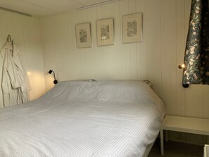 Bungalow, 2 slaapkamers, patio, uitzicht op tuin | 2 slaapkamers, gratis internet, beddengoed