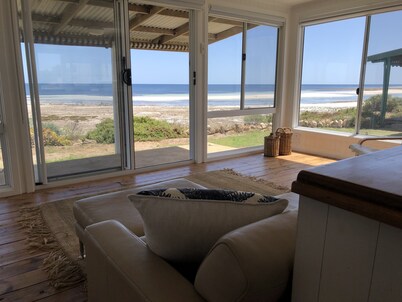 LITTLE WHITE SHACK on the beach, Hardwicke Bay, Yorke Peninsular 