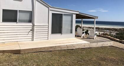 LITTLE WHITE SHACK am Strand, Hardwicke Bay, Yorke Peninsular