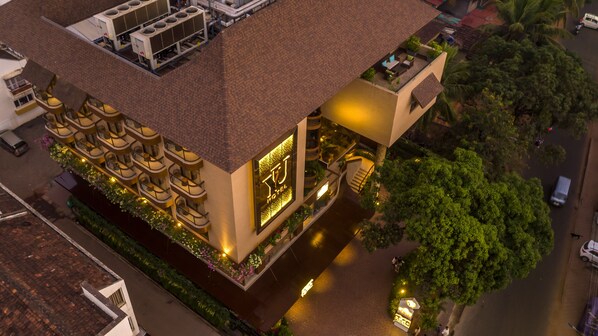 Aerial view - YU Hotel Candolim (Candolim)