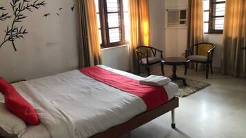 8 bedrooms, WiFi