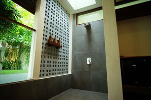Villa, Private Pool | Bathroom | Shower, hair dryer, towels, soap - Ama-Lurra Villa (Gili Air)