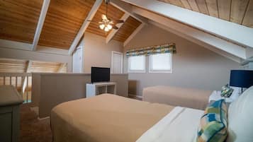 3 bedrooms, desk, iron/ironing board, free WiFi