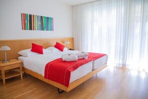 Double Room, Balcony, Garden View | In-room safe, soundproofing, free WiFi, wheelchair access - Parkhotel Emmaus - Casa del Sole (Losone)