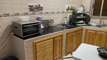 Talheres/pratos/utensílios de cozinha