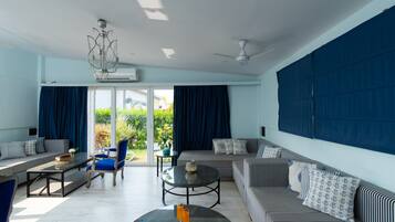 Grand-Doppelzimmer | Hochwertige Bettwaren, Minibar, Zimmersafe, Schreibtisch