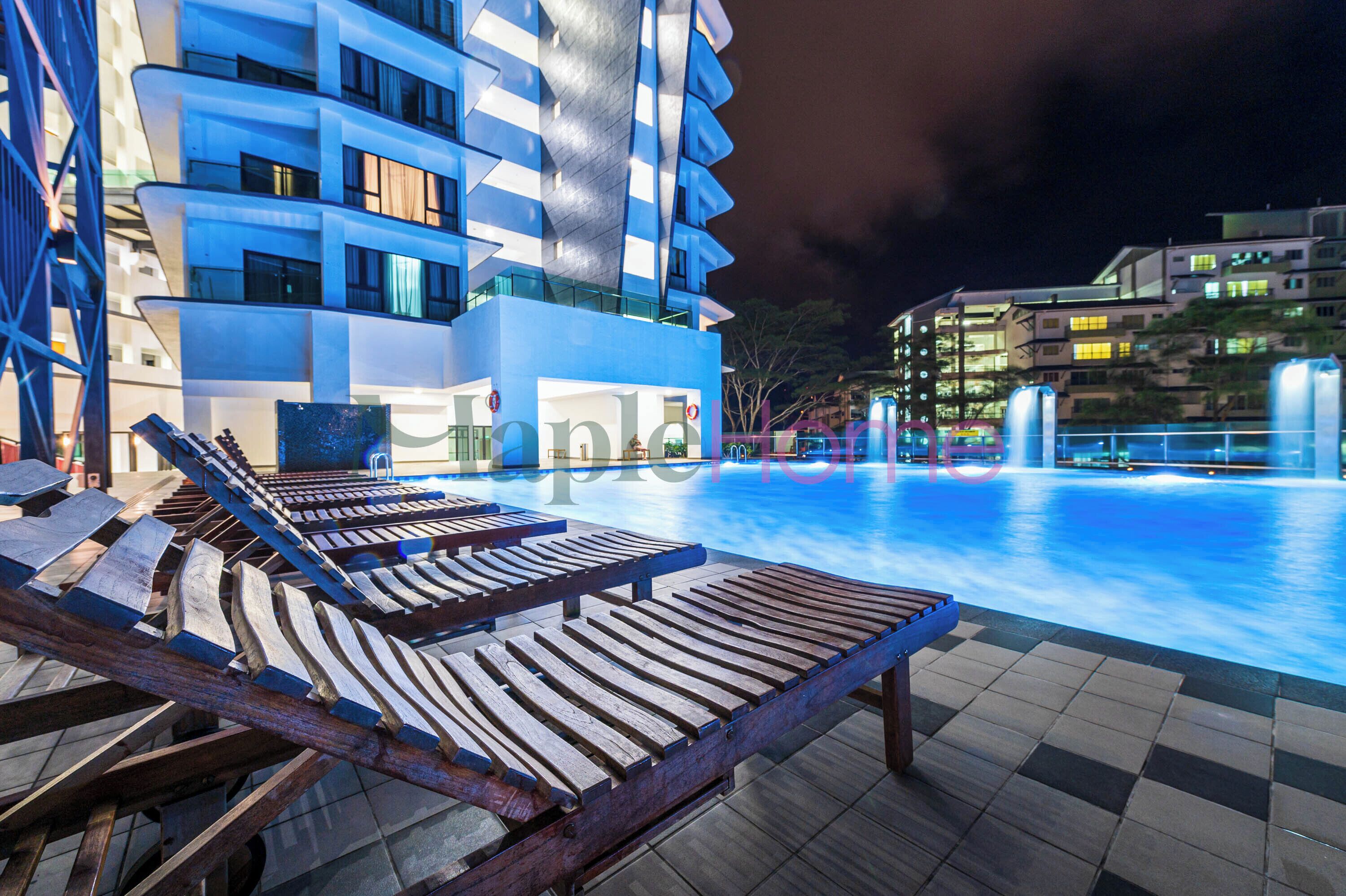 Outdoor pool, a heated pool, open 8:00 AM to 8:00 PM, pool loungers