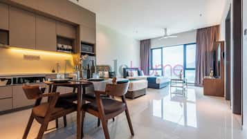 Suite Premier, varias camas, para no fumadores | Comedor
