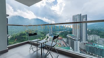行政套房, 3 間臥室, 陽台 | 陽台景觀