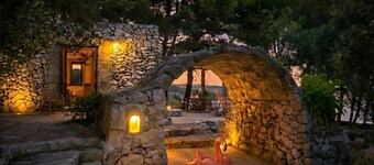 Romantic trullo with sea access and stunning views (house G)