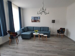 TV - Hotel Hanseat Stralsund (Stralsund)
